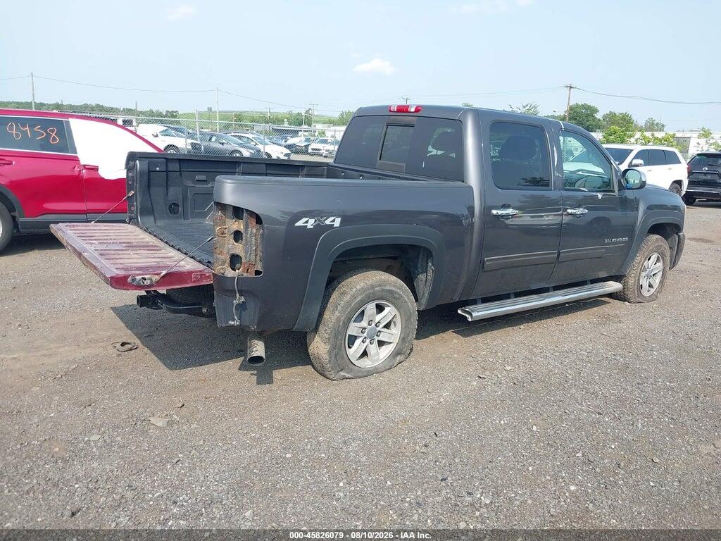 3GCPKSE38BG244579 2011 CHEVROLET SILVERADO 1500 photo no. 4