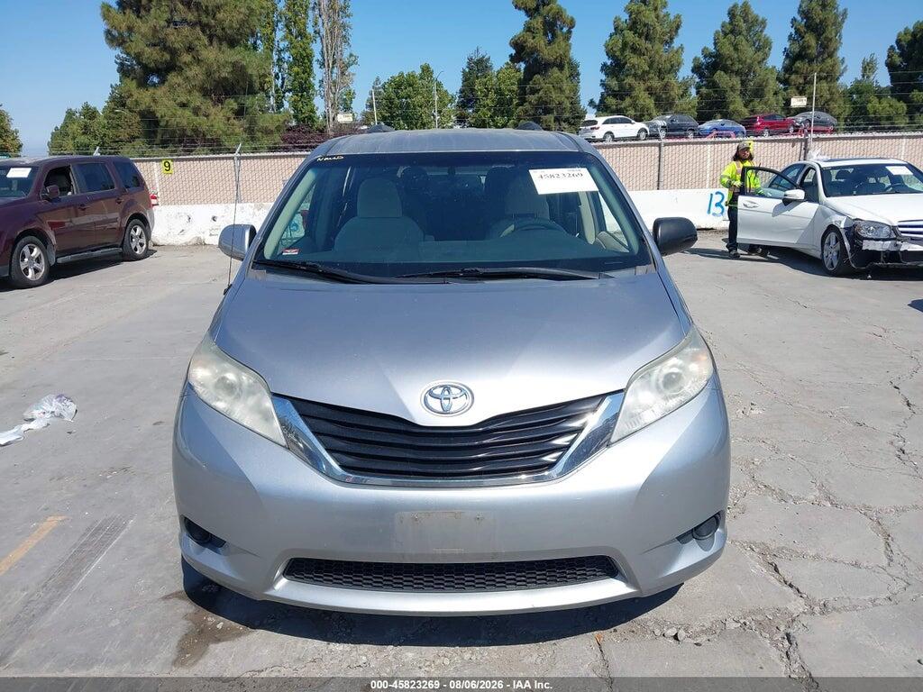 5TDJK3DC6BS004087 2011 TOYOTA SIENNA photo no. 12