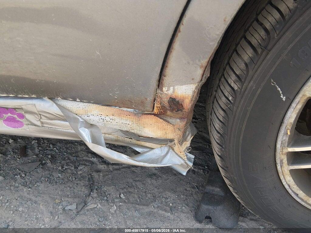 1FAHP3FN7BW156786 2011 FORD FOCUS photo no. 6