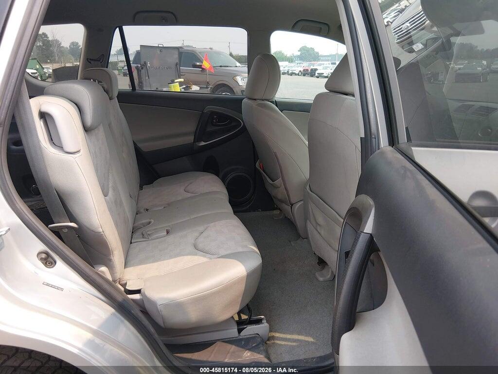 2T3BF4DV2BW106839 2011 TOYOTA RAV4 photo no. 8