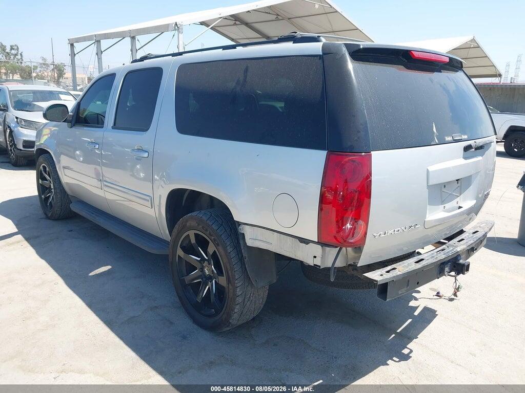 1GKS1KE01BR392631 2011 GMC YUKON XL 1500 photo no. 3