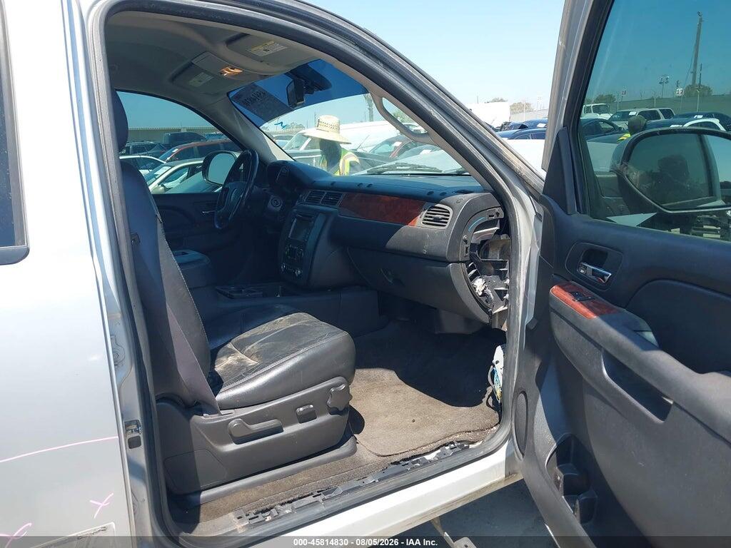 1GKS1KE01BR392631 2011 GMC YUKON XL 1500 photo no. 5