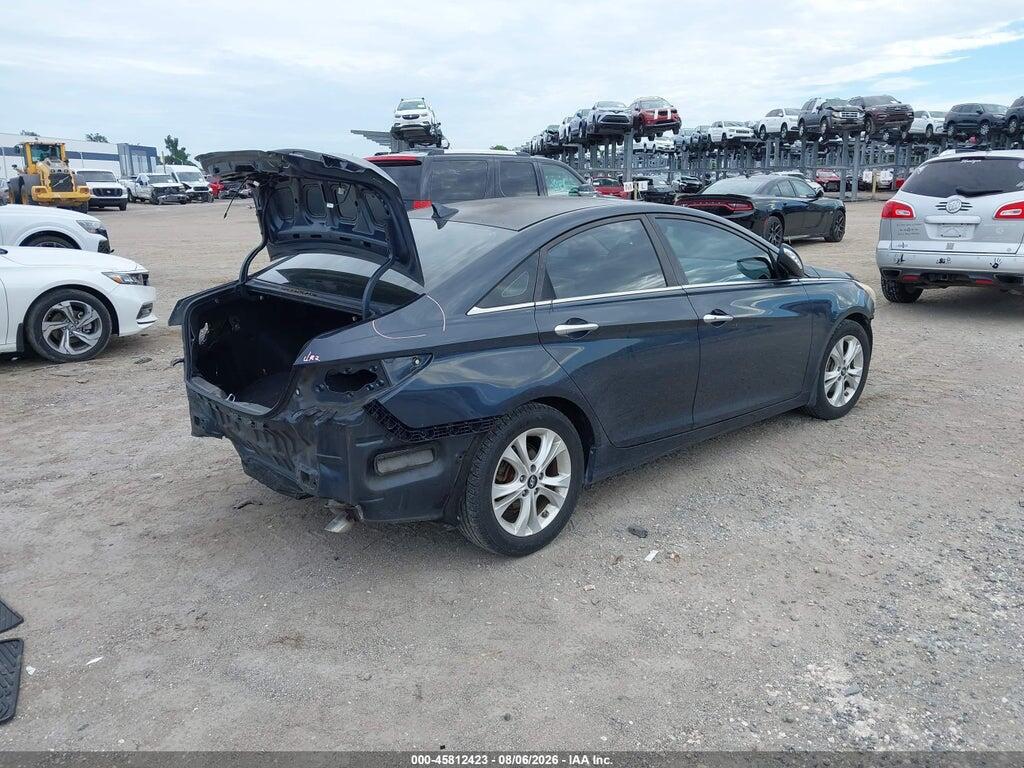 5NPEC4AC2BH261634 2011 HYUNDAI SONATA photo no. 4
