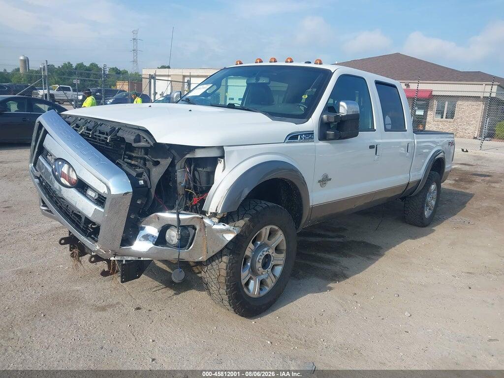 1FT7W2BT9BEC39570 2011 FORD F-250 photo no. 2