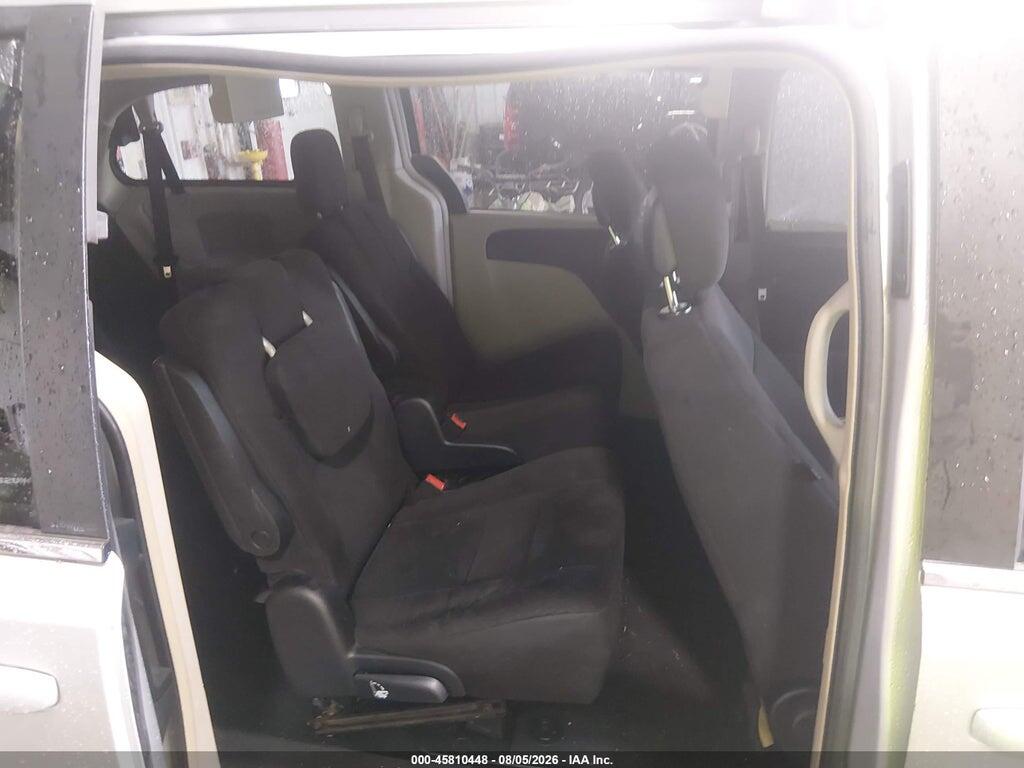 2A4RR5DG6BR701601 2011 CHRYSLER TOWN & COUNTRY photo no. 8