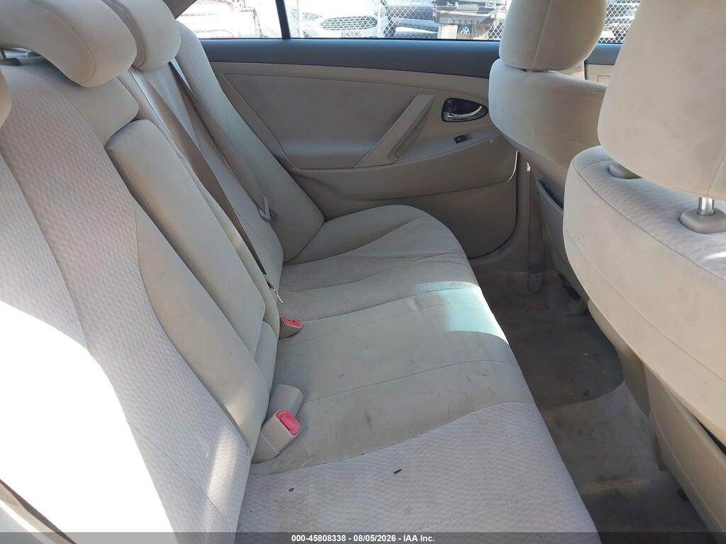 4T1BF3EK5BU140023 2011 TOYOTA CAMRY photo no. 8