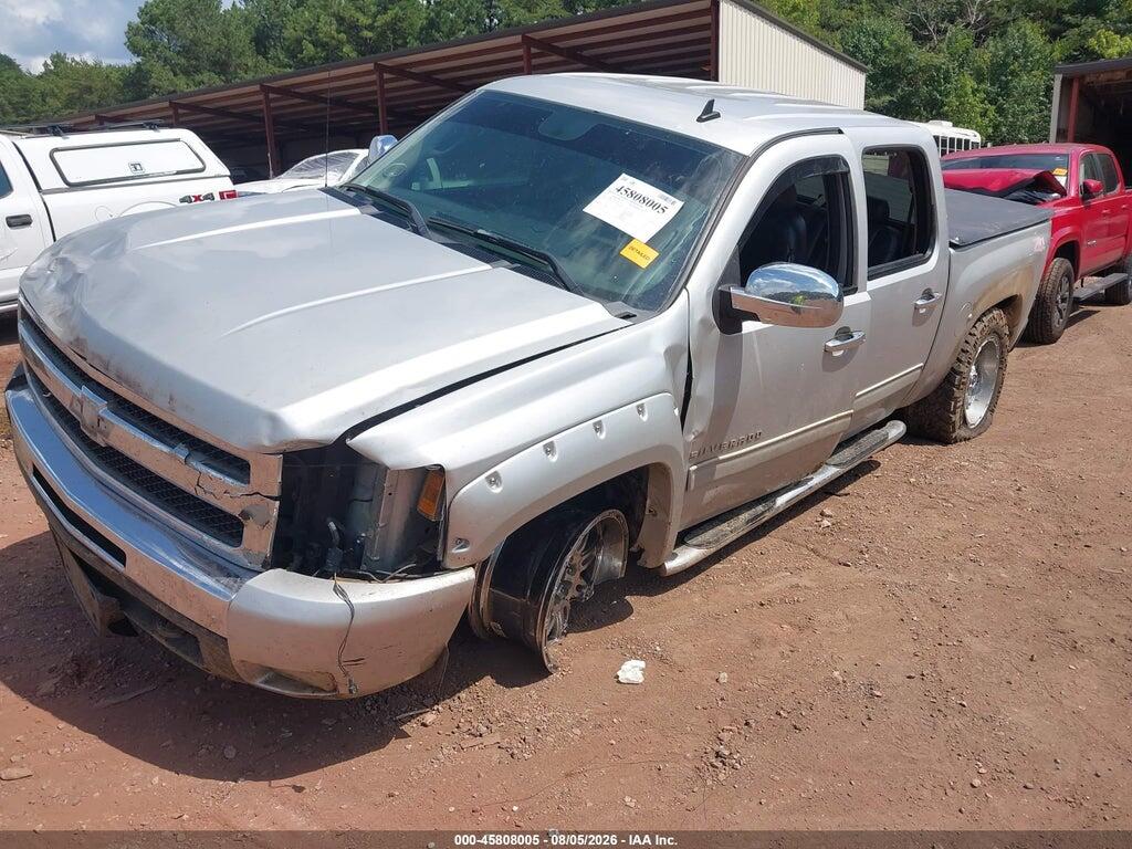 3GCPKSE37BG325119 2011 CHEVROLET SILVERADO 1500 photo no. 2
