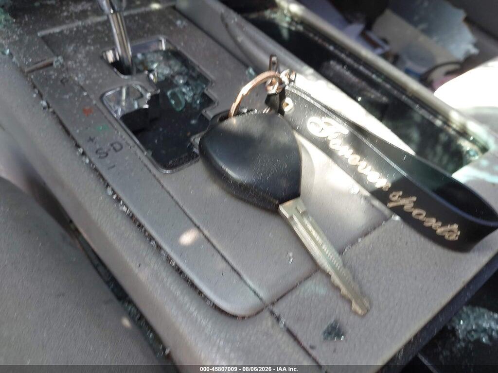 4T4BF3EK1BR161568 2011 TOYOTA CAMRY photo no. 11