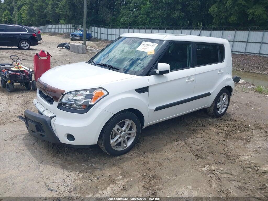 KNDJT2A22B7708588 2011 KIA SOUL photo no. 2