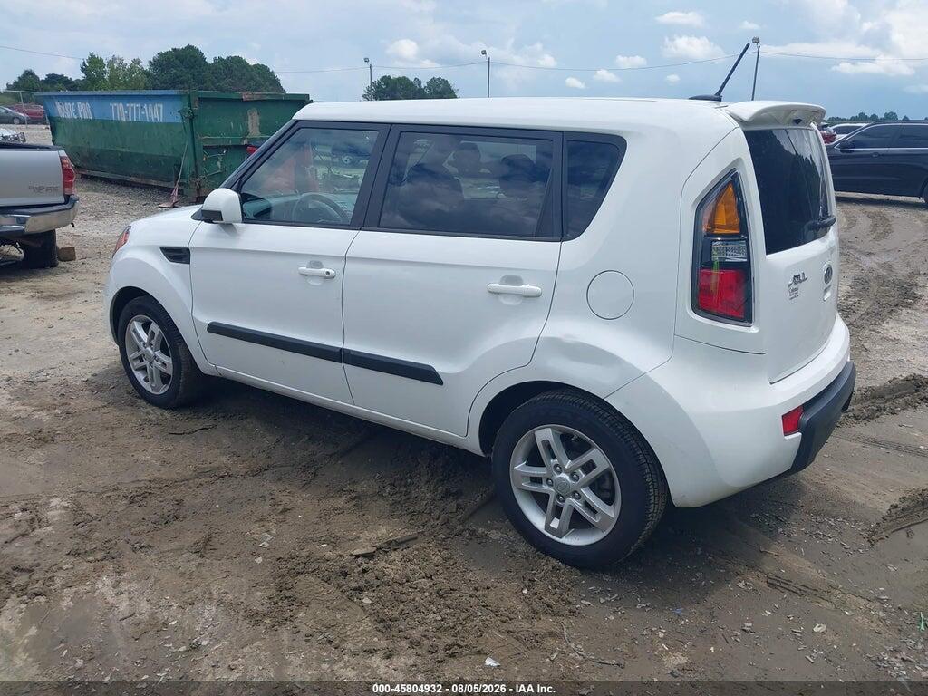 KNDJT2A22B7708588 2011 KIA SOUL photo no. 3