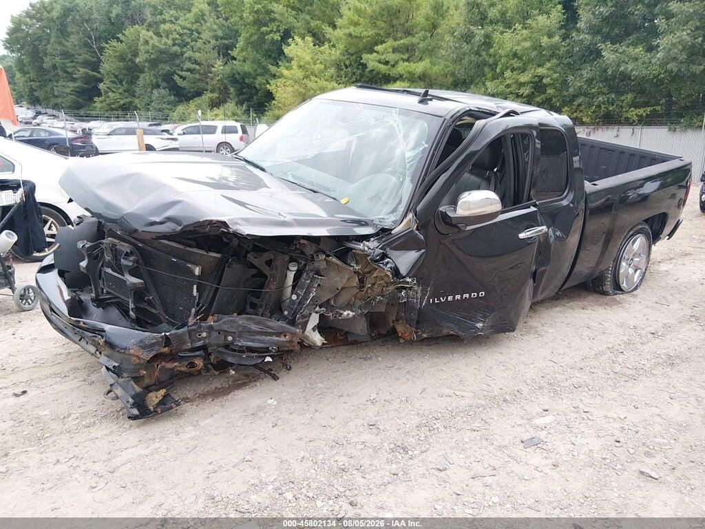 1GCRKTE35BZ325960 2011 CHEVROLET SILVERADO 1500 photo no. 2