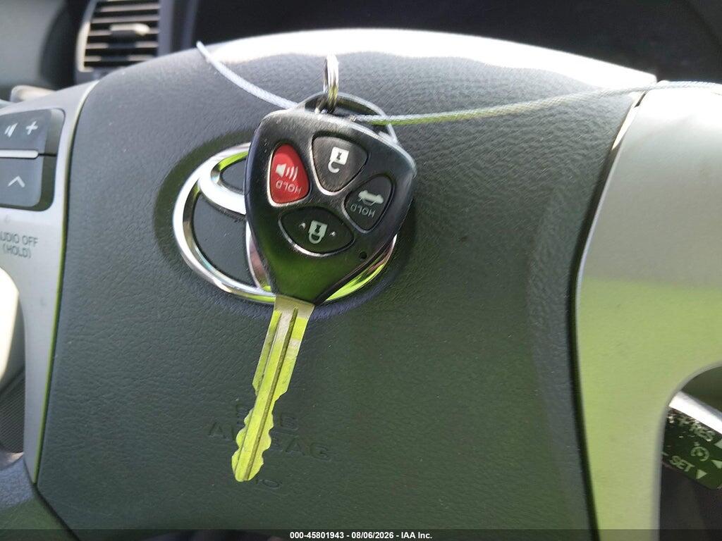 4T1BF3EK4BU149036 2011 TOYOTA CAMRY photo no. 11