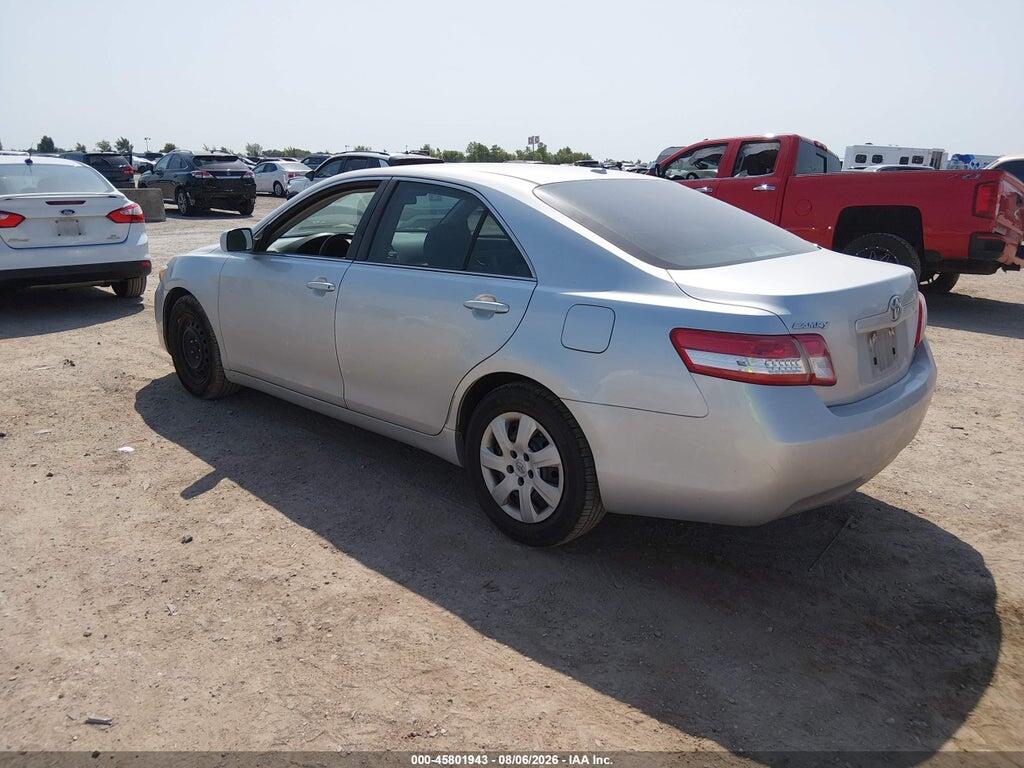 4T1BF3EK4BU149036 2011 TOYOTA CAMRY photo no. 3