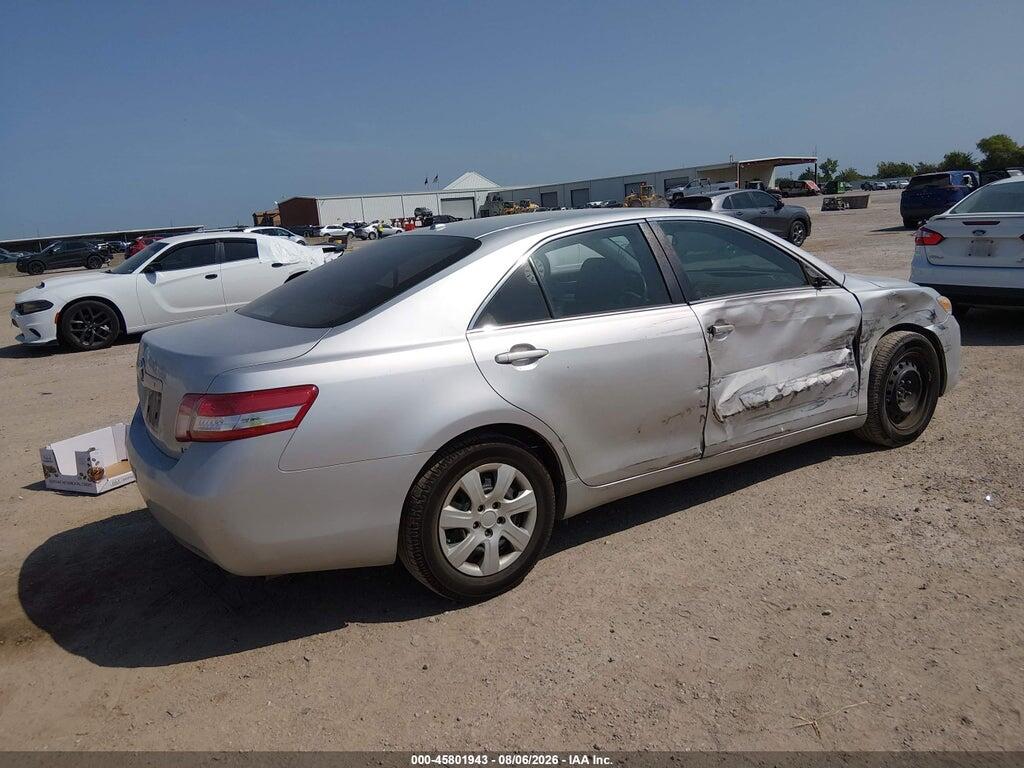 4T1BF3EK4BU149036 2011 TOYOTA CAMRY photo no. 4