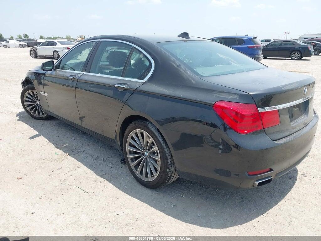 WBAKA4C55BC613167 2011 BMW 740I photo no. 3