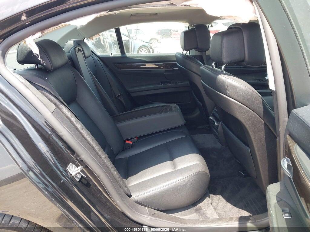 WBAKA4C55BC613167 2011 BMW 740I photo no. 8