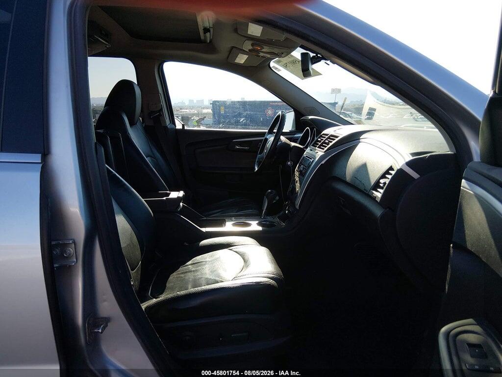 1GNKRJED2BJ375442 2011 CHEVROLET TRAVERSE photo no. 5