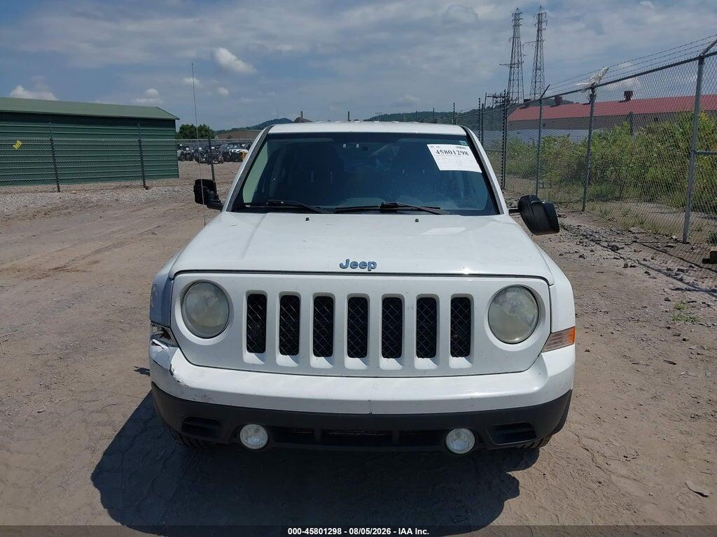 1J4NF1GB2BD282097 2011 JEEP PATRIOT photo no. 12