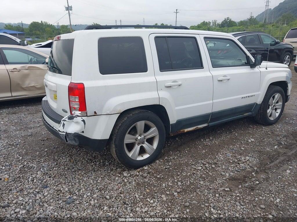 1J4NF1GB2BD282097 2011 JEEP PATRIOT photo no. 4