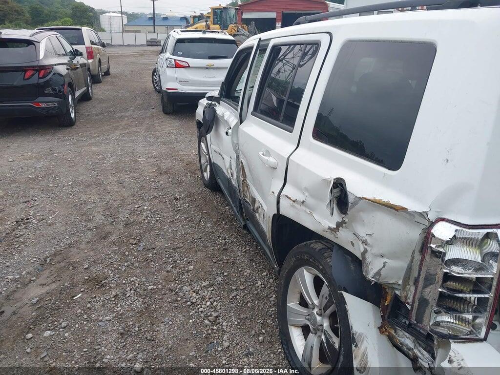 1J4NF1GB2BD282097 2011 JEEP PATRIOT photo no. 6