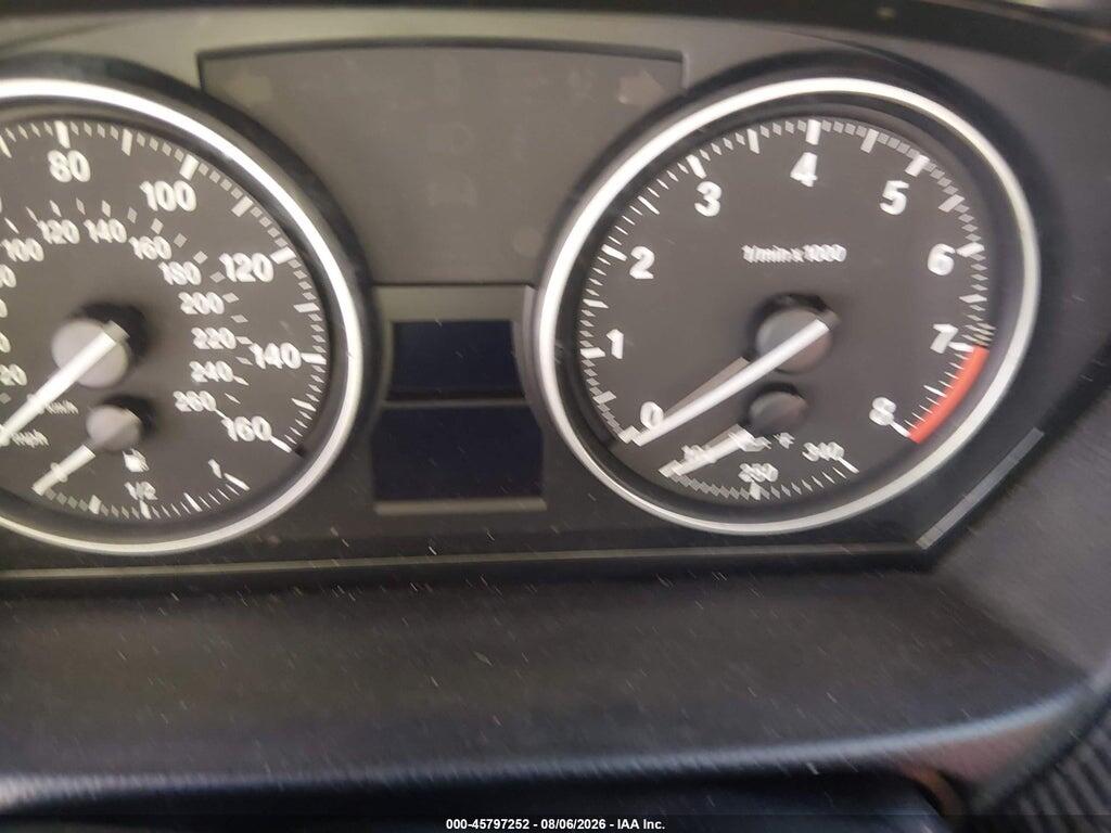 WBAPL5C53BA920239 2011 BMW 335I photo no. 7