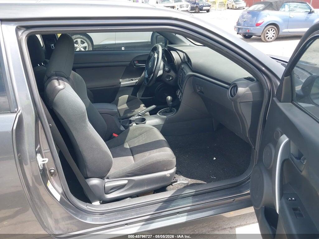 JTKJF5C75B3010915 2011 SCION TC photo no. 5