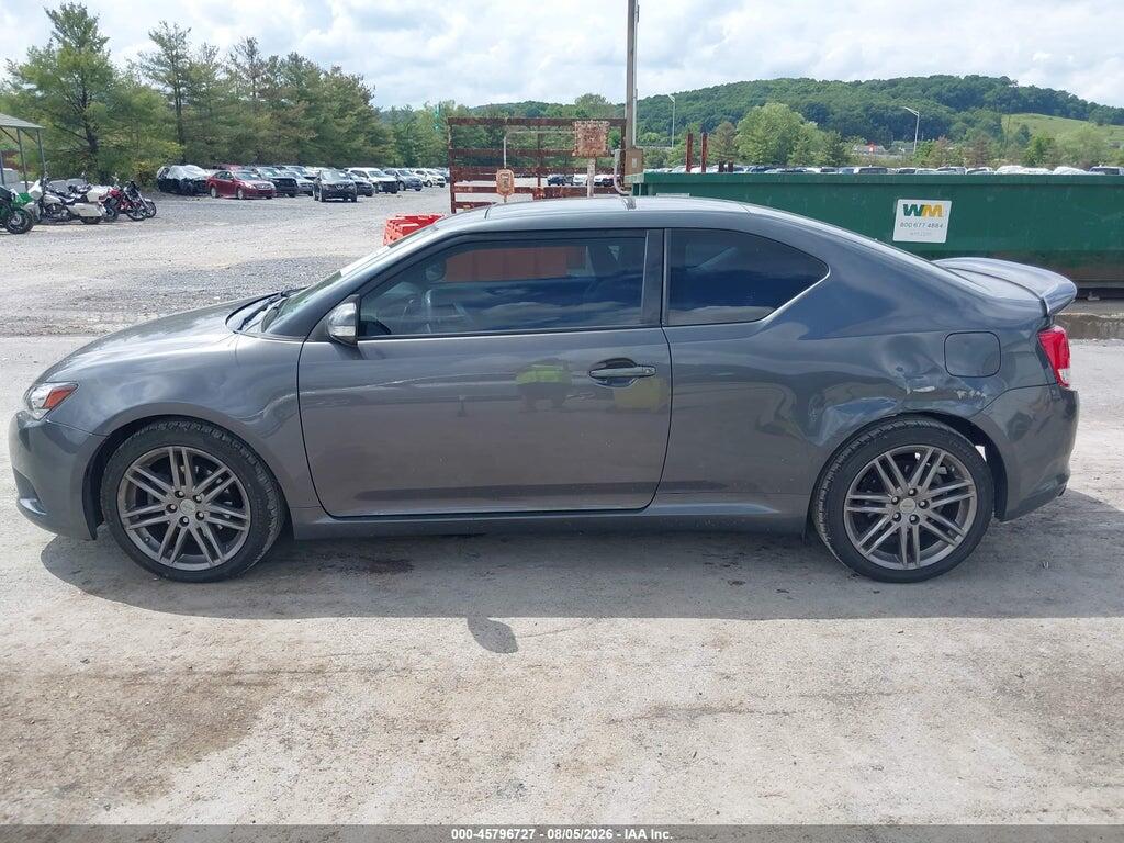 JTKJF5C75B3010915 2011 SCION TC photo no. 6