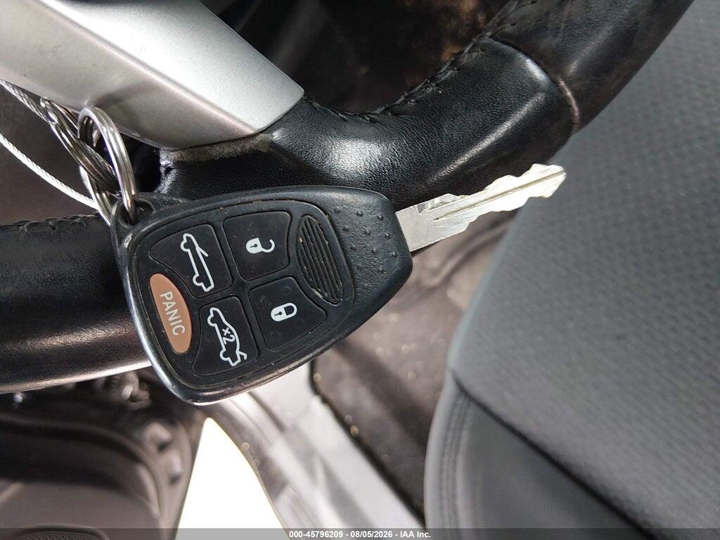 1C3BC2EG9BN529586 2011 CHRYSLER 200 photo no. 11