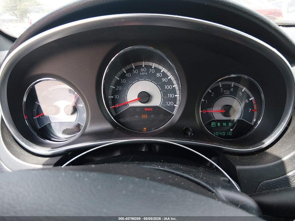 1C3BC2EG9BN529586 2011 CHRYSLER 200 photo no. 7