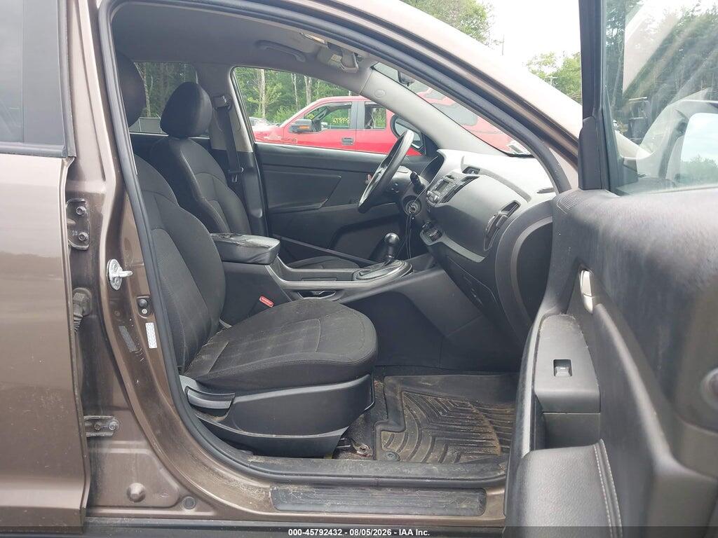 KNDPB3A24B7060366 2011 KIA SPORTAGE photo no. 5