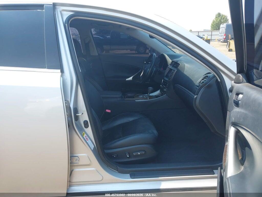 JTHBF5C22B5131520 2011 LEXUS IS 250 photo no. 5