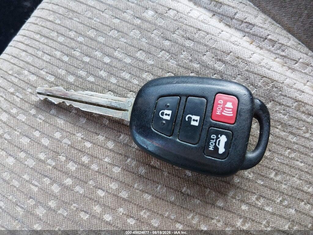 4T1BF1FK8CU041975 2012 TOYOTA CAMRY photo no. 11