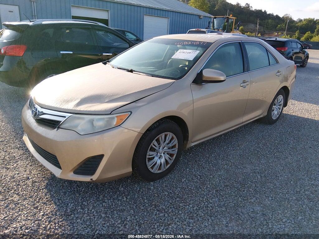 4T1BF1FK8CU041975 2012 TOYOTA CAMRY photo no. 2