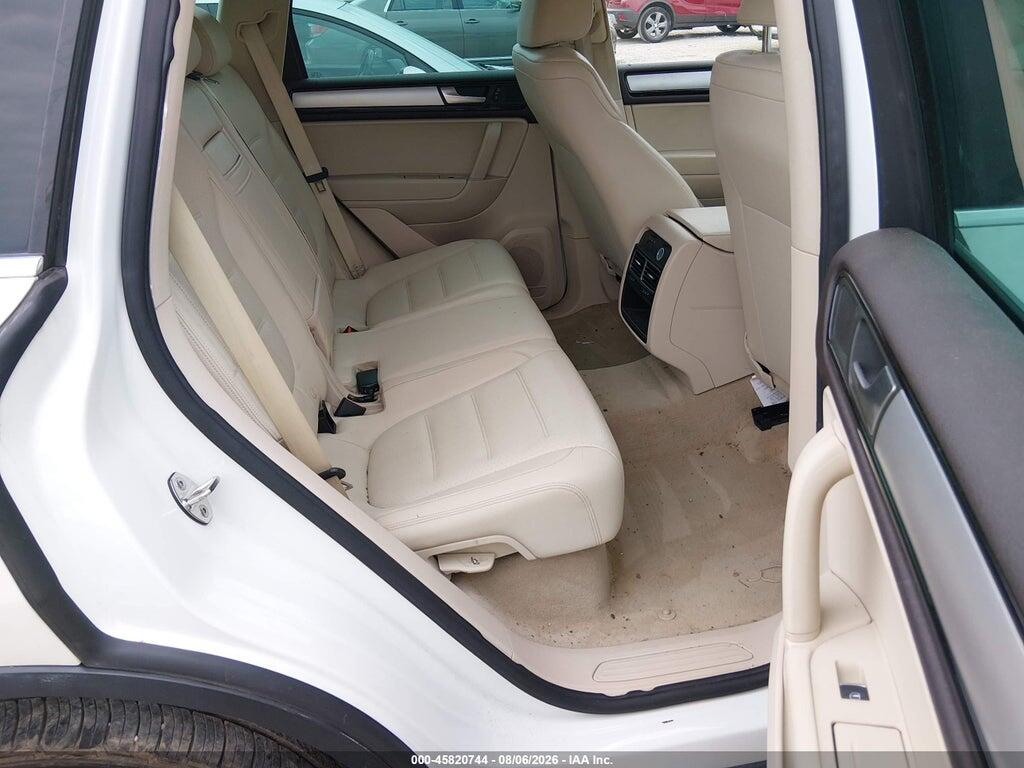 WVGEF9BP1CD009897 2012 VOLKSWAGEN TOUAREG photo no. 8