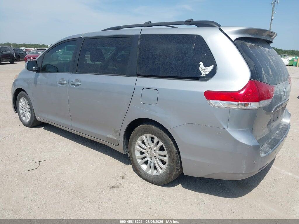 5TDYK3DCXCS208018 2012 TOYOTA SIENNA photo no. 3