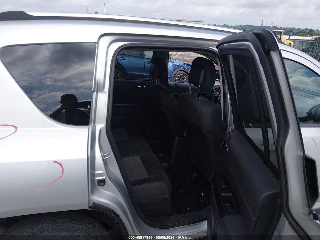 1C4NJDBB8CD566865 2012 JEEP COMPASS photo no. 8
