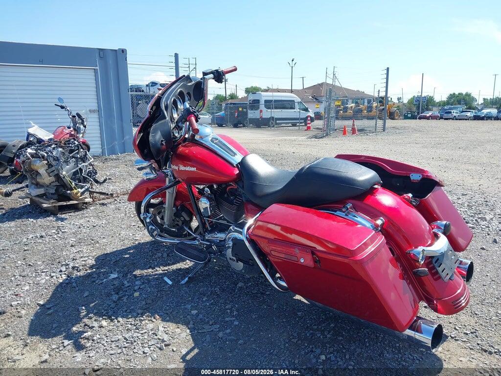 1HD1KBM19CB693400 2012 HARLEY-DAVIDSON FLHX photo no. 3
