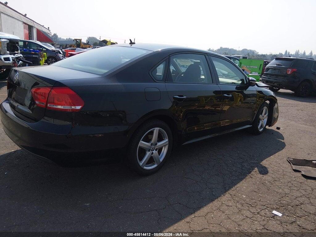 1VWAP7A32CC027928 2012 VOLKSWAGEN PASSAT photo no. 4