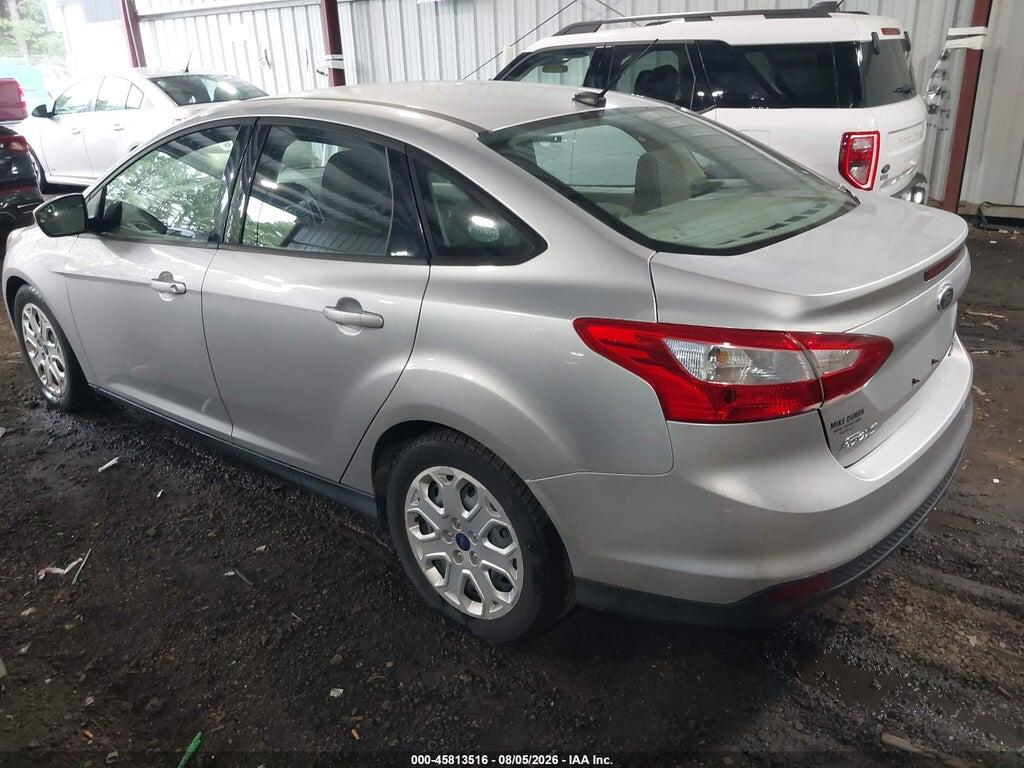 1FAHP3F23CL455944 2012 FORD FOCUS photo no. 3