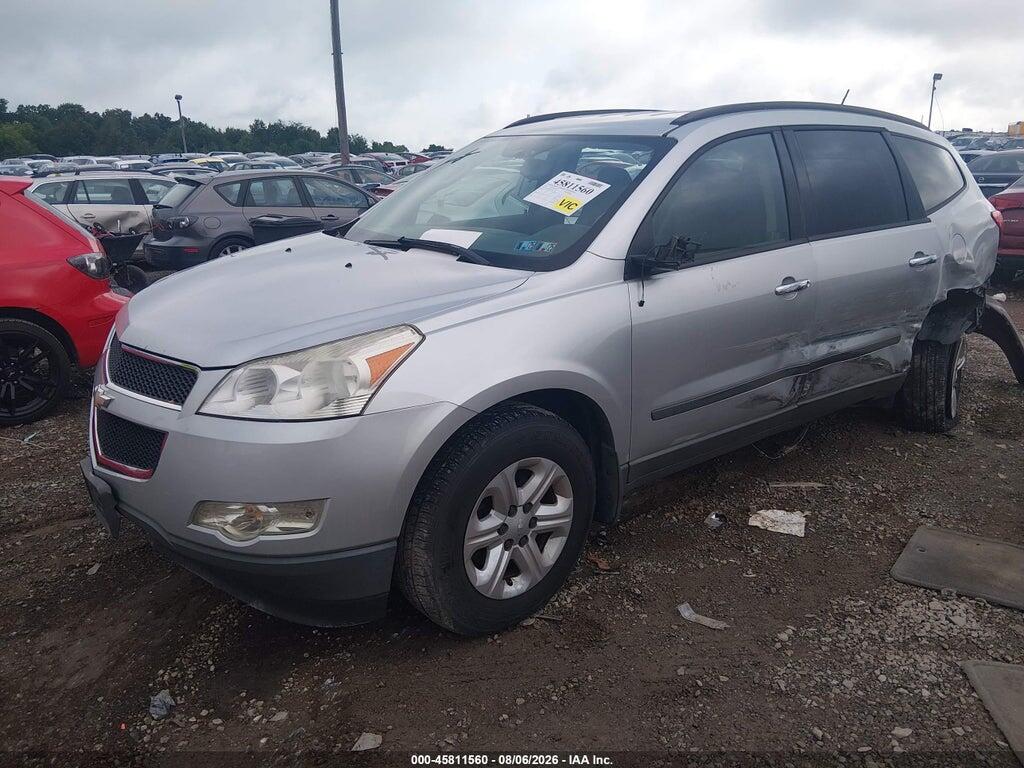 1GNKRFED8CJ223714 2012 CHEVROLET TRAVERSE photo no. 2