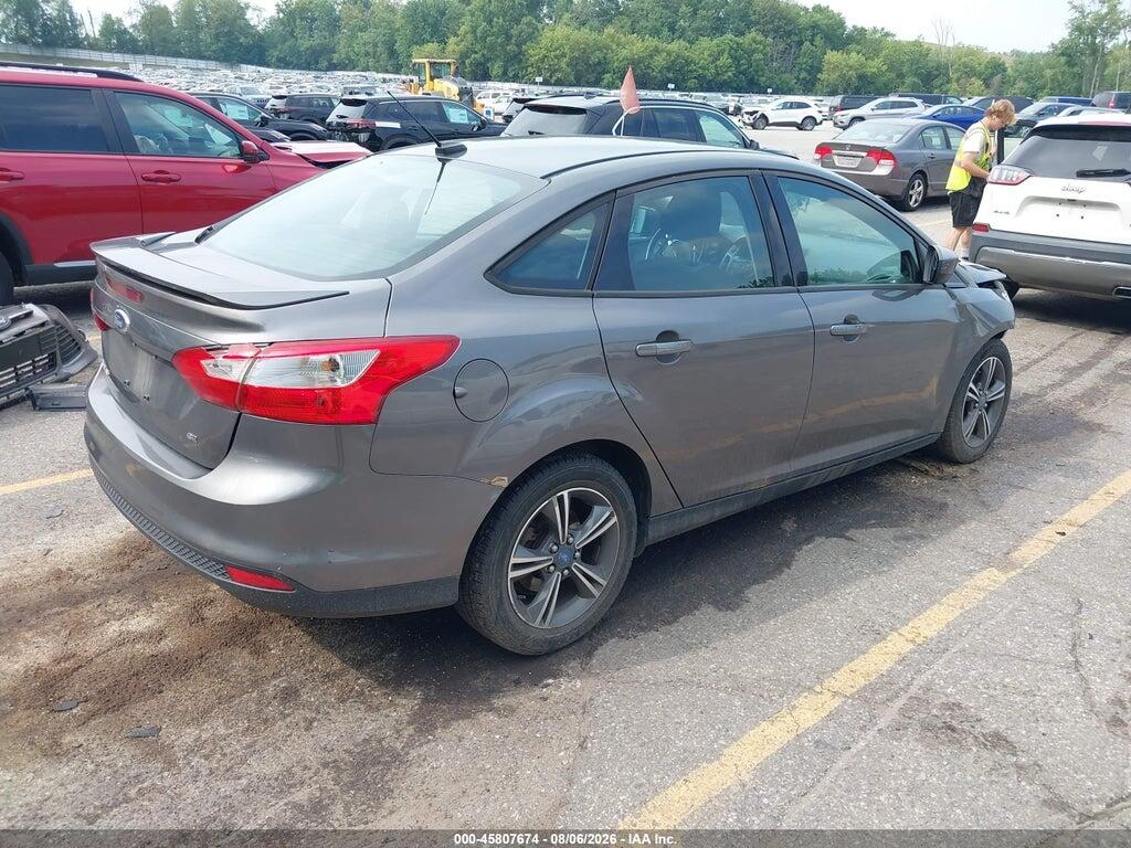 1FAHP3F23CL258515 2012 FORD FOCUS photo no. 4
