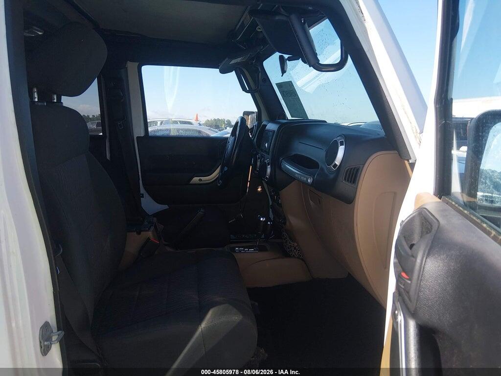 1C4BJWEG2CL182088 2012 JEEP WRANGLER UNLIMITED photo no. 5
