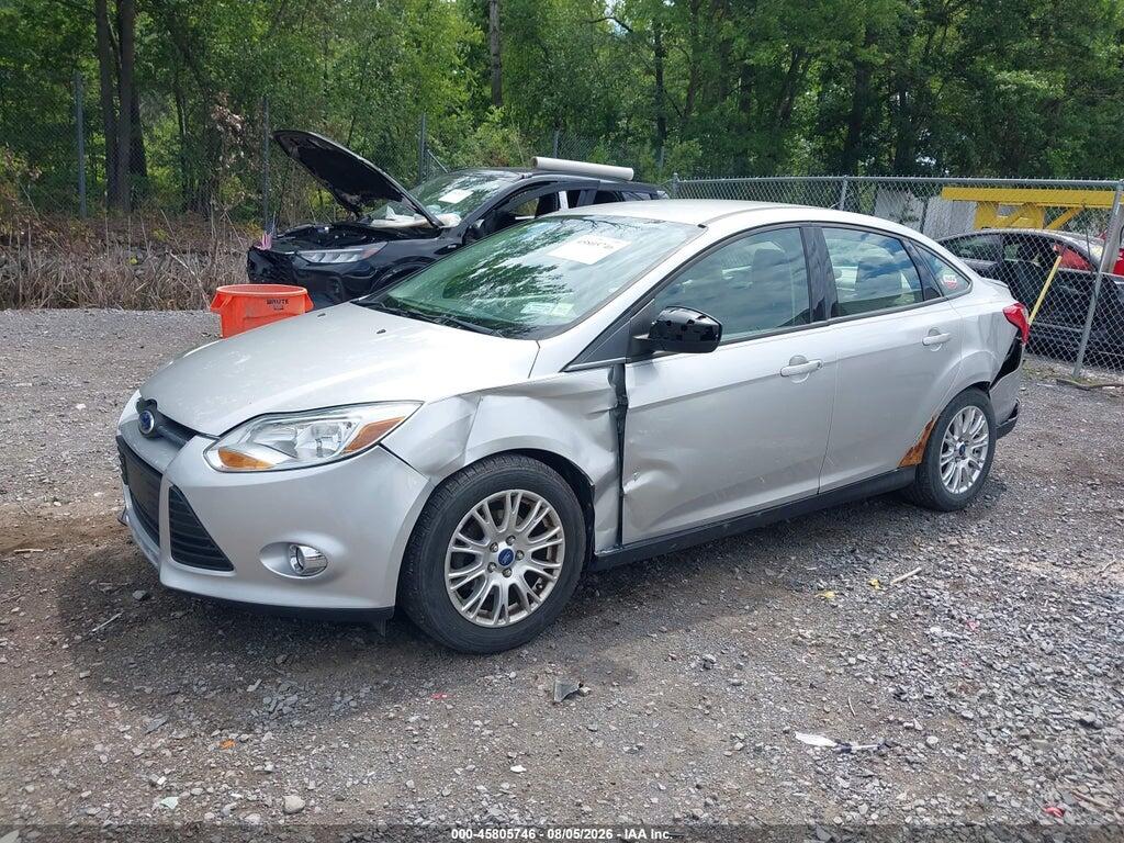1FAHP3F24CL177989 2012 FORD FOCUS photo no. 2