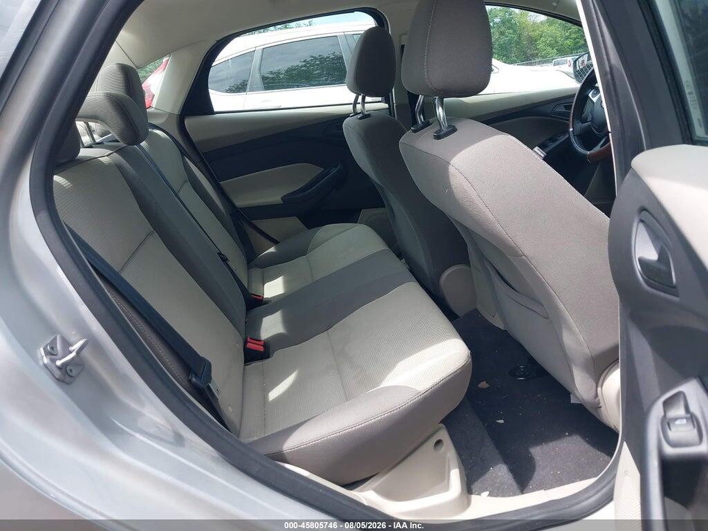 1FAHP3F24CL177989 2012 FORD FOCUS photo no. 8