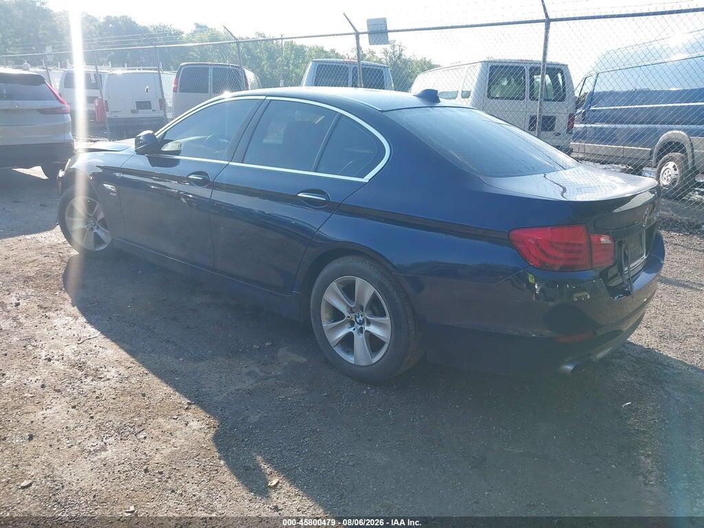WBAXH5C58CDW06653 2012 BMW 528I photo no. 3