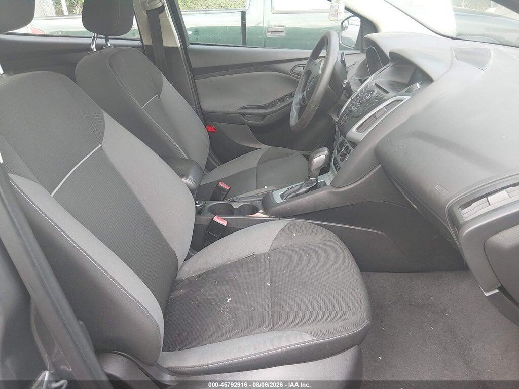 1FAHP3K2XCL124252 2012 FORD FOCUS photo no. 5