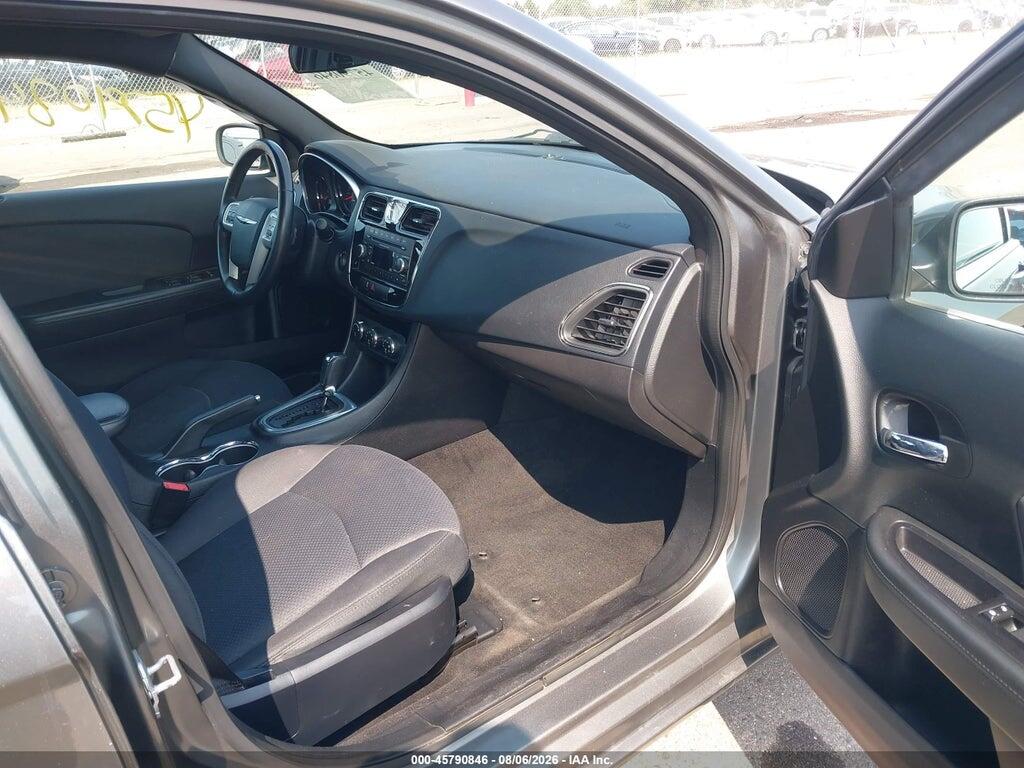 1C3CCBBB0CN205151 2012 CHRYSLER 200 photo no. 5