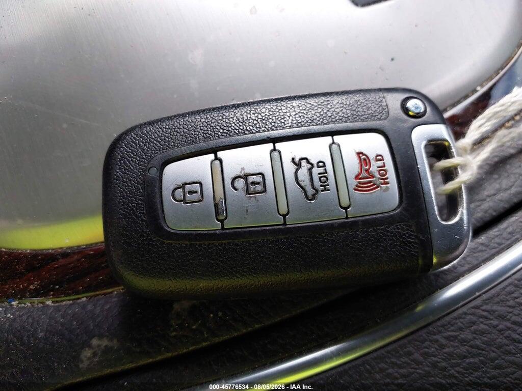KMHGC4DD2CU203359 2012 HYUNDAI GENESIS photo no. 11