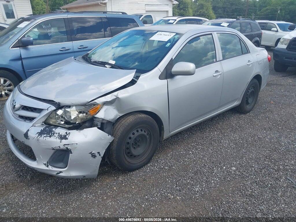 2T1BU4EE3CC780126 2012 TOYOTA COROLLA photo no. 2