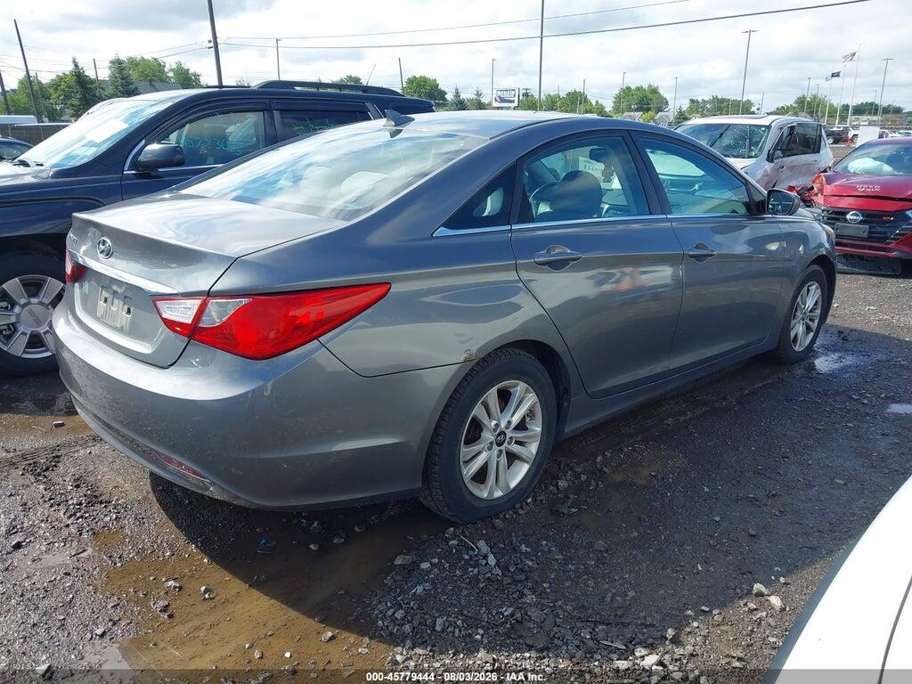 5NPEB4AC9DH735956 2013 HYUNDAI SONATA photo no. 4